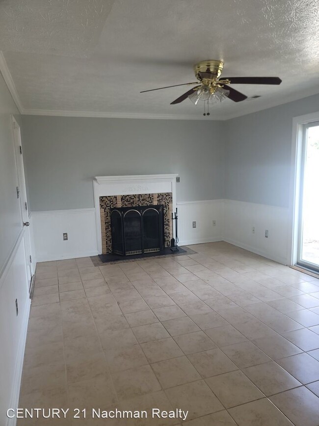 Building Photo - 3 br, 2.5 bath House - 1268 Big Bethel Place