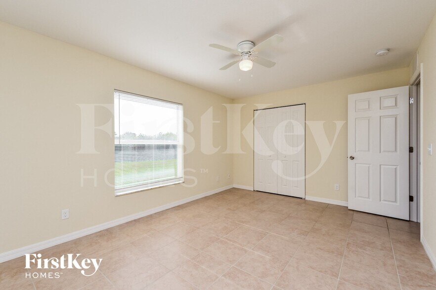 Building Photo - 12201 Helios Ave