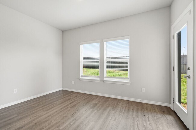 Building Photo - 4 Bed | 3 Bath | New Build | Bartlesville