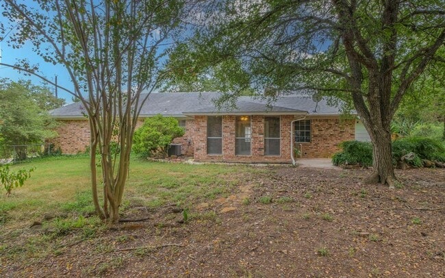 Building Photo - 106 Grand Canyon Dr