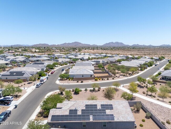 Building Photo - 1075 W Avalon Canyon Dr