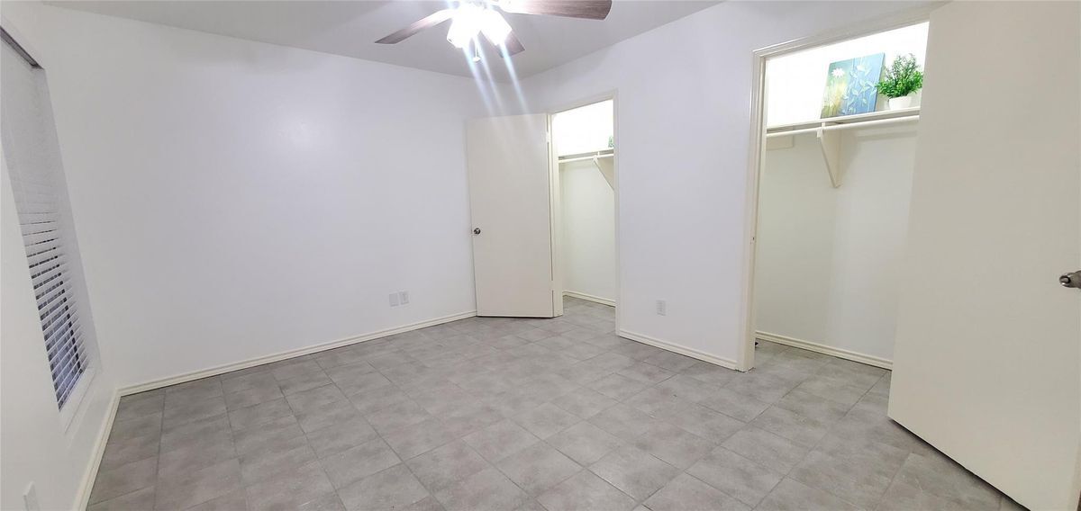 Building Photo - 800 Post Oak Blvd