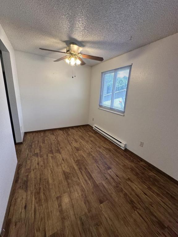 Building Photo - 1804 Lily Pl