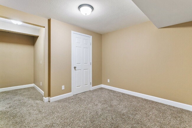 Building Photo - 5145 Stone Fence Dr