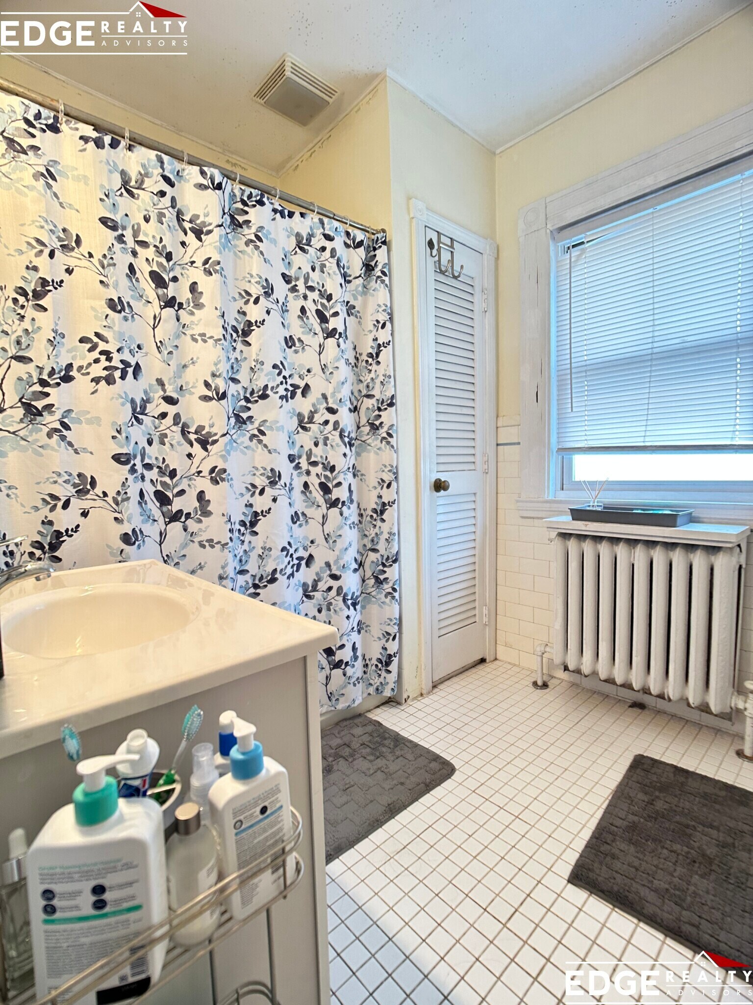 Building Photo - 15 Elko St