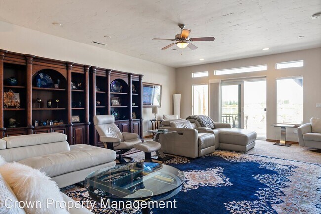 Building Photo - 3 br, 2.5 bath House - 386 Columbia Point ...