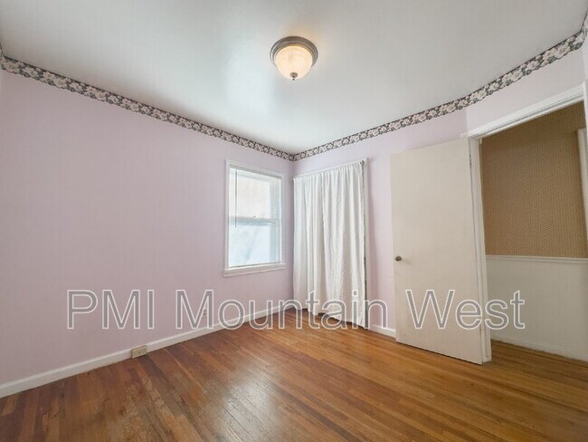 Building Photo - 2141 S 1700 E