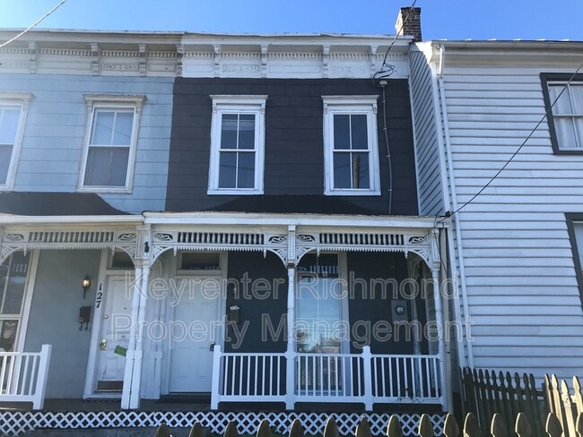 Primary Photo - 129 Jackson St
