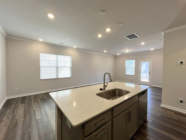 Building Photo - Stunning 4BD, 3BA Durham Home within Close Proximity to RDU Airport, Brier Creek, and Downtown Du...