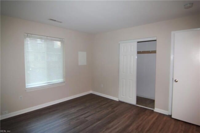 Building Photo - 1761 Ocean Bay Dr