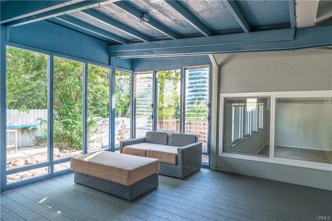 Building Photo - 1437 Smith St