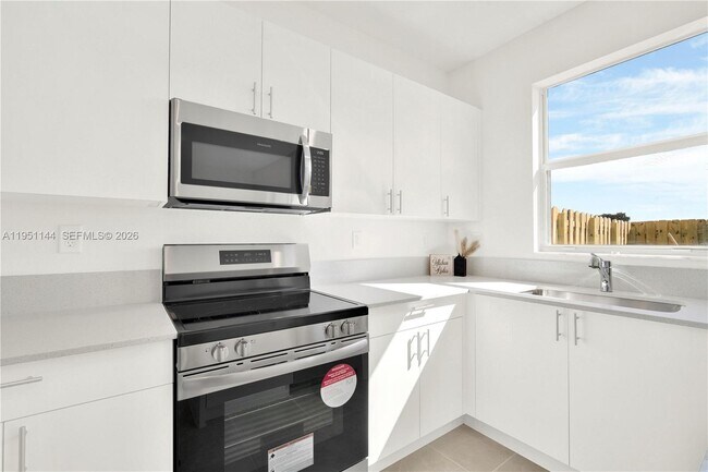 Building Photo - 16274 SW 292nd St