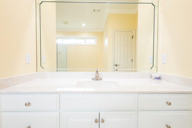 Building Photo - 4485 Turnberry Pl