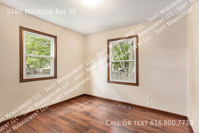 Building Photo - 5786 Madison Ave SE