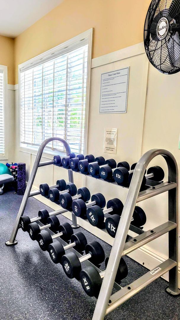 Building Photo - ANNUAL UNFURNISHED 2 bed 2 bath ground floor water front condo in Bradenton