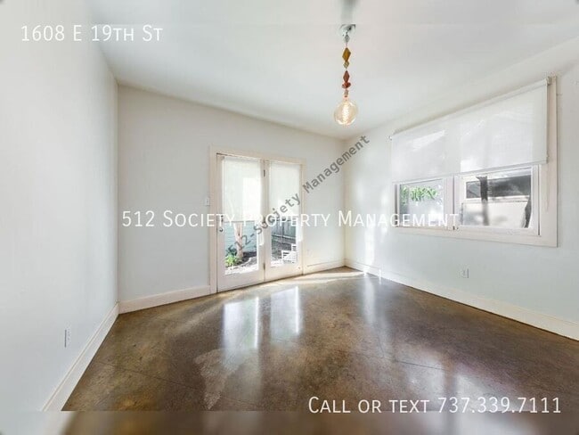 Building Photo - 1608 E 19th St