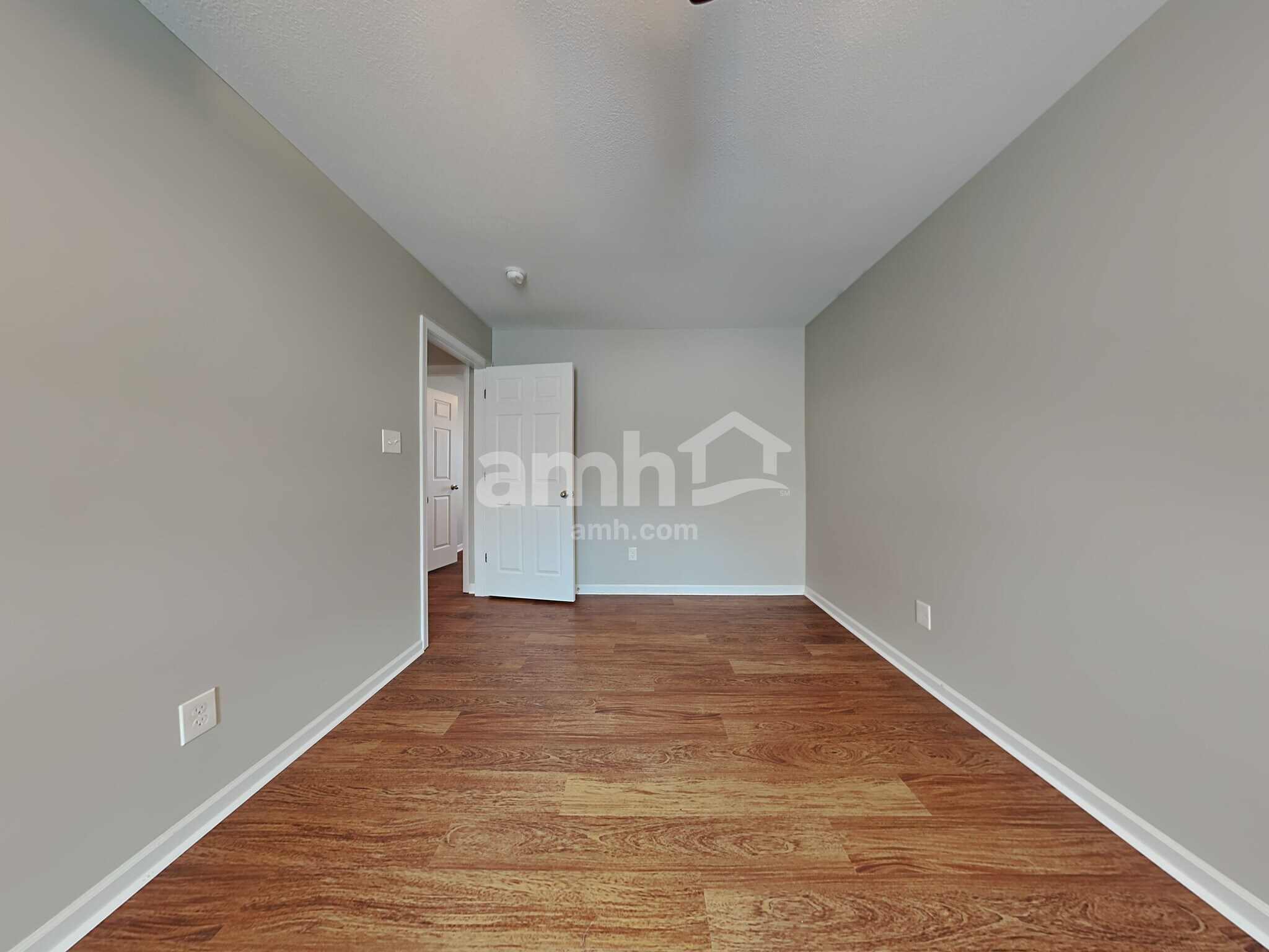 Building Photo - 8124 Cambridge Reserve Dr