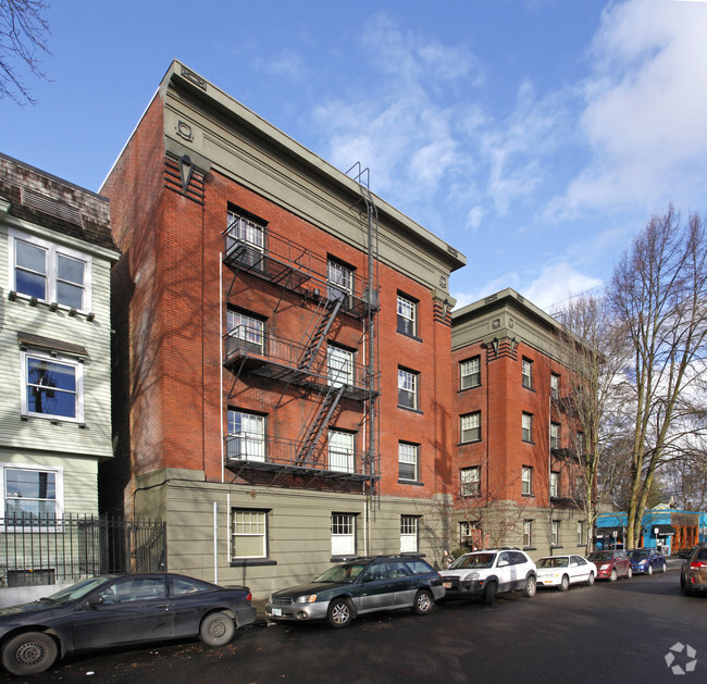 Primary Photo - Irving Street Towers