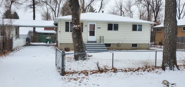 Primary Photo - 3-Bedroom Ranch w/Full Basement