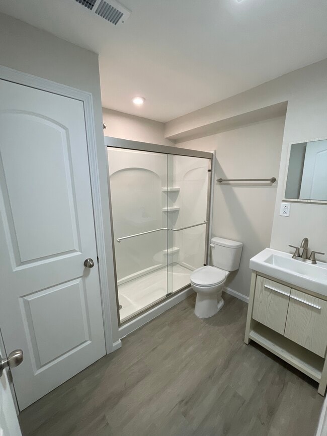 Building Photo - 1236 Sir Sidney Ct