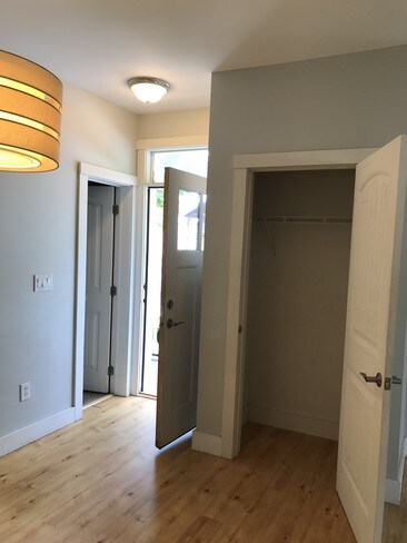 Building Photo - 153 Grand Ave