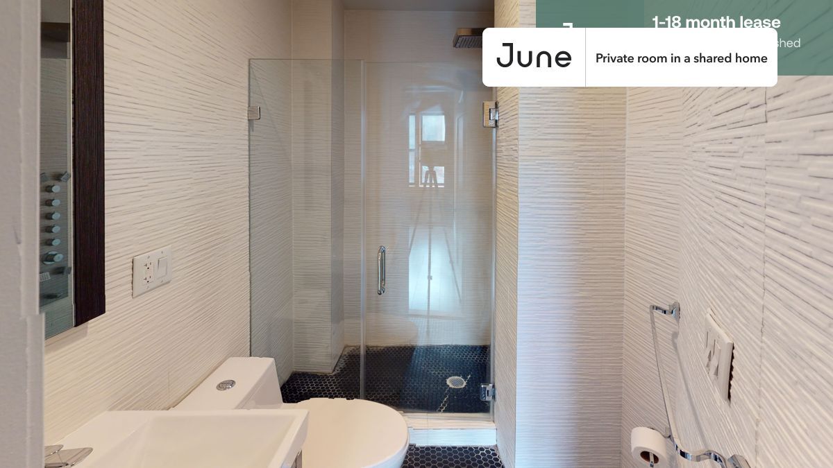 Building Photo - Room in Shared 3 bed/2 bath home