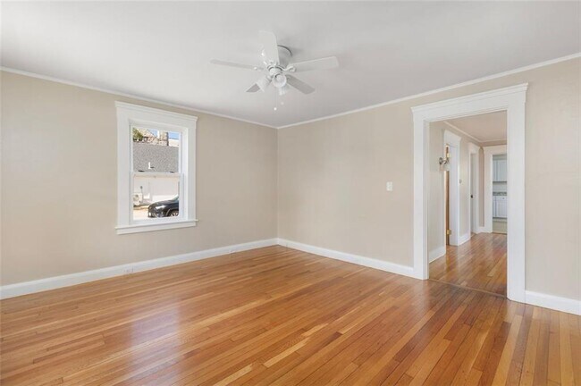 Building Photo - 3461 Kingstown Rd