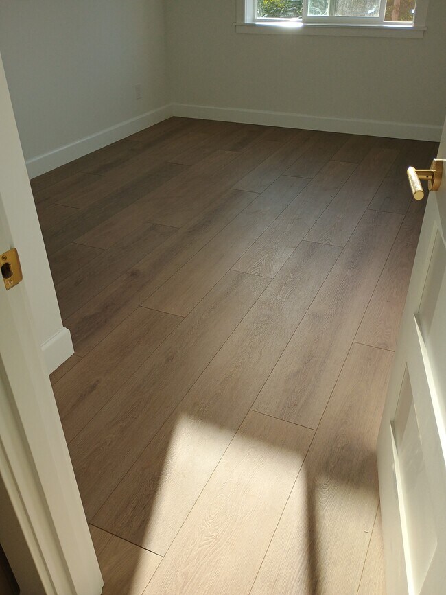 Building Photo - 1815 G St