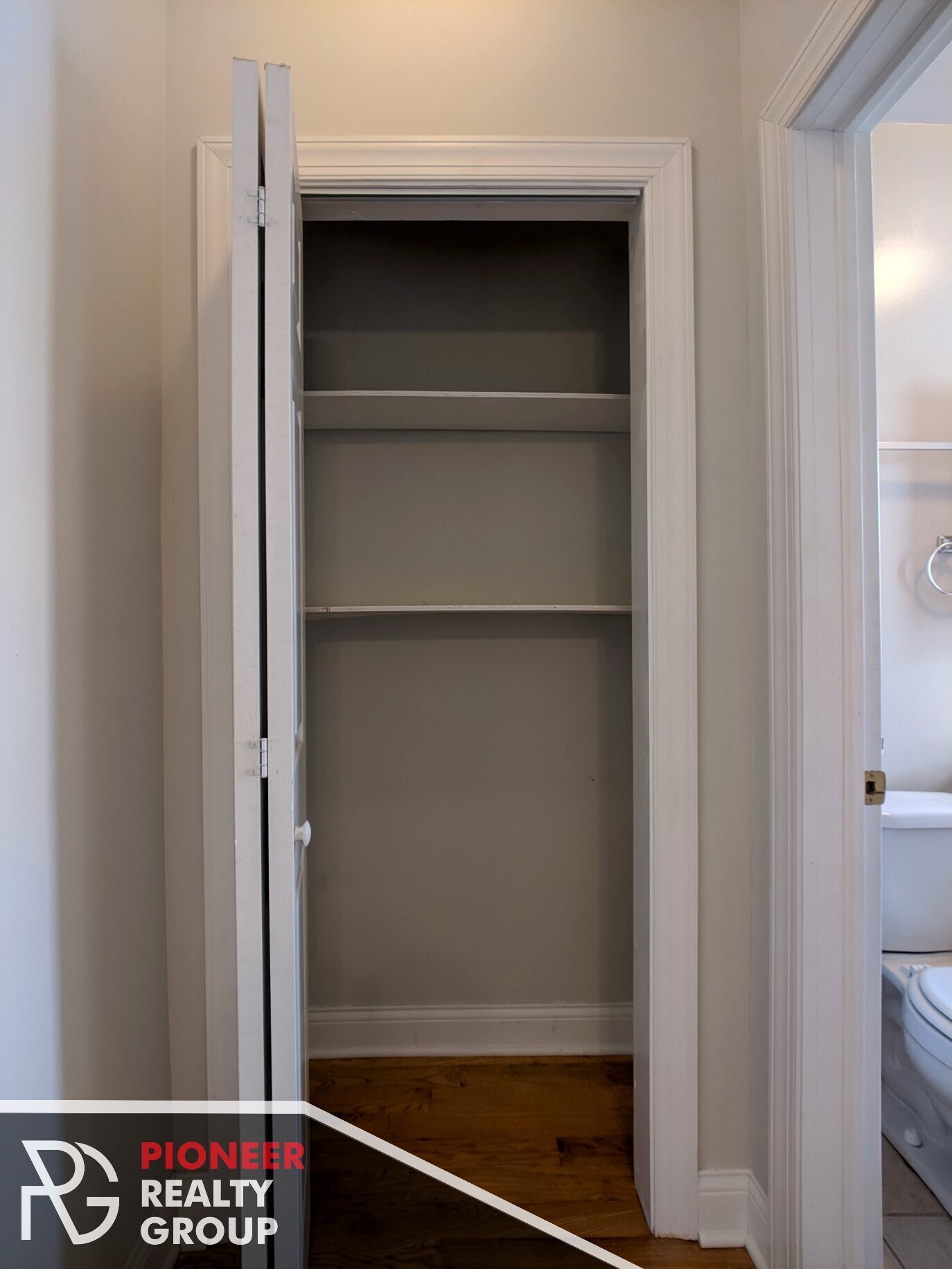 Building Photo - 2842 N Orchard St