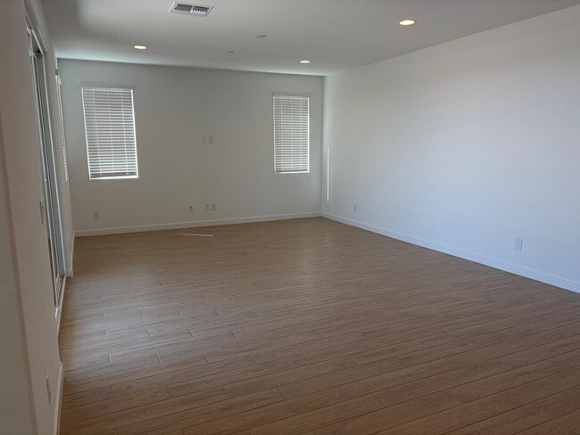 Building Photo - 12011 Calle de Pompas W