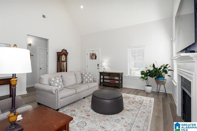 Building Photo - 164 Barimore Blvd