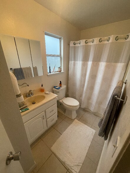 Building Photo - 8368 Windmill Farms Dr