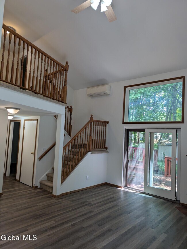 Building Photo - 63 Thimbleberry Rd