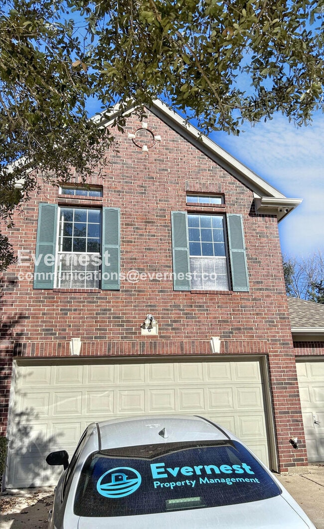 Building Photo - 6 Altman Ct