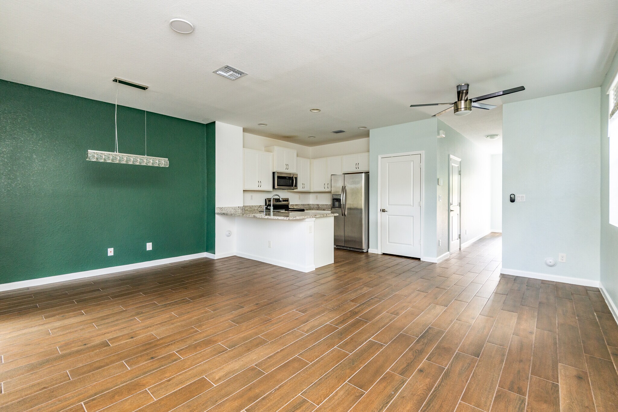 Building Photo - 1134 NW 40th Ter