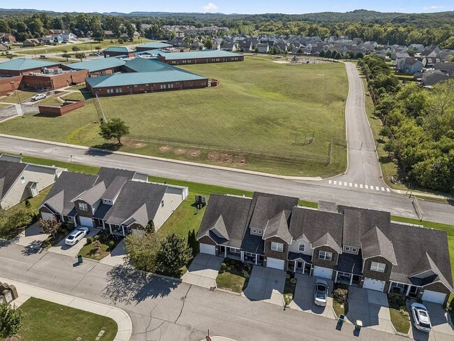 Building Photo - 1067 Muna Ct