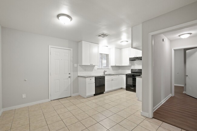 Building Photo - 1514 Winter Bay Ln