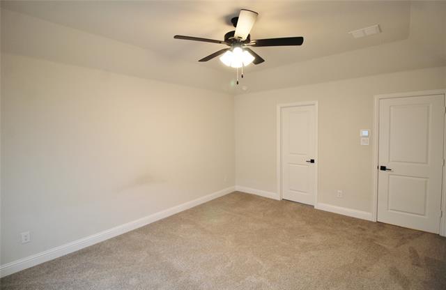 Building Photo - 1124 Longhorn Ln