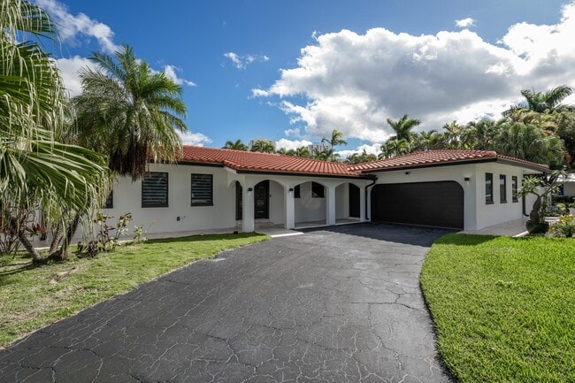 Building Photo - 1330 W Terra Mar Dr