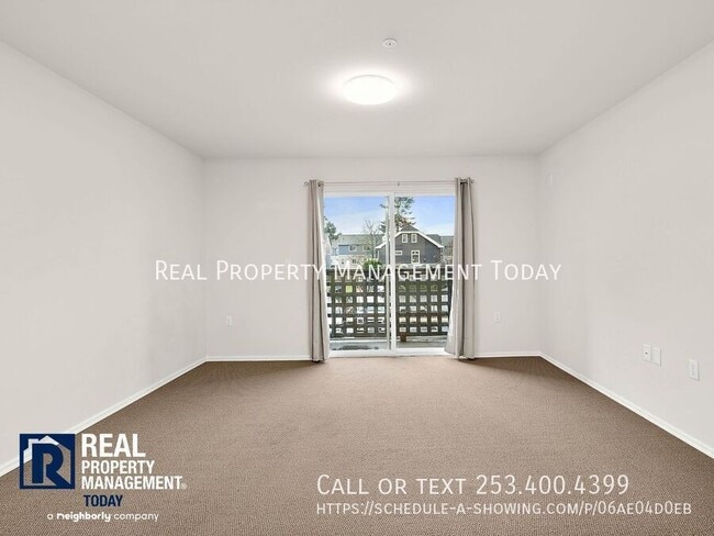 Building Photo - 7843 Pacific Ave