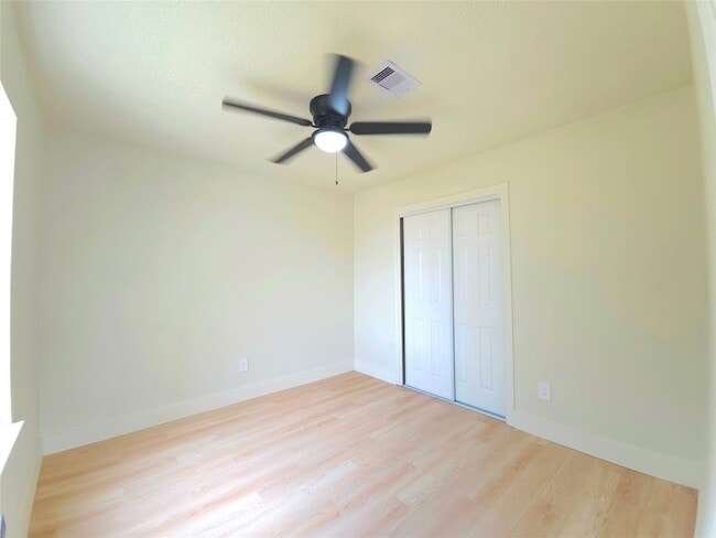 Building Photo - 6706 Dinner Creek Ct