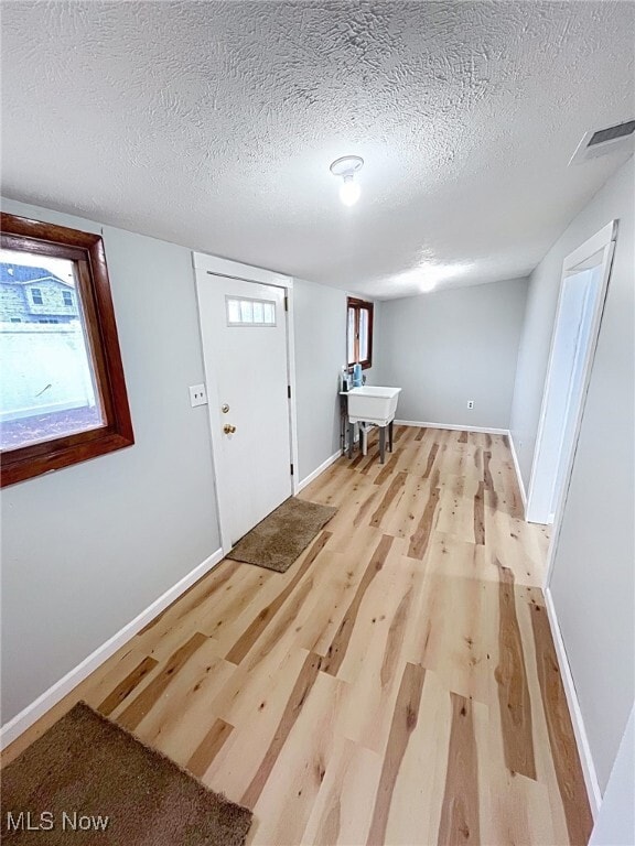 Building Photo - 38599 Plains Ct