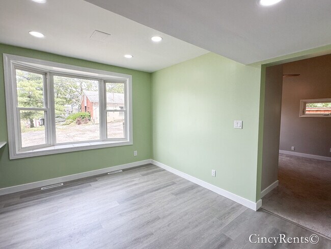 Building Photo - 416 High St