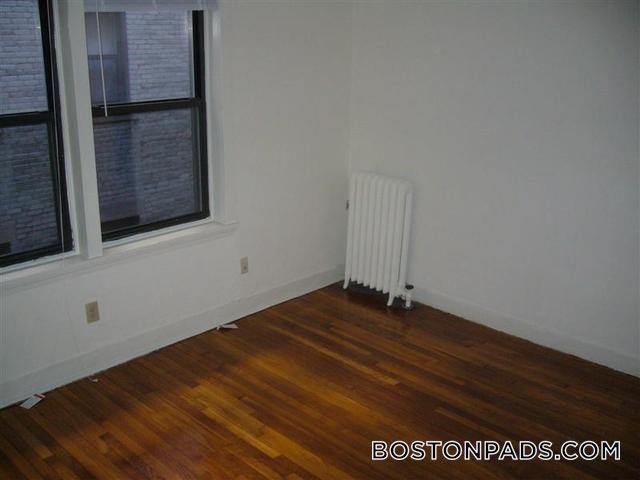 Building Photo - 19 Peterborough St