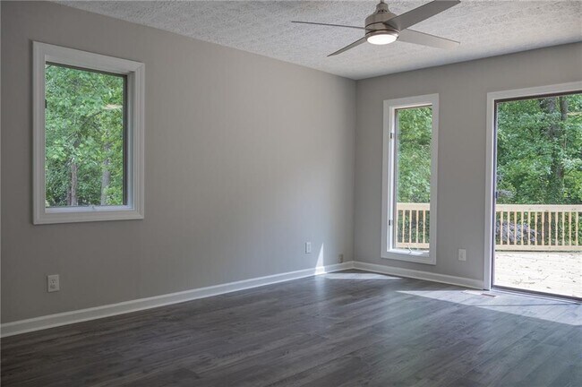 Building Photo - 4079 Dunnington Dr