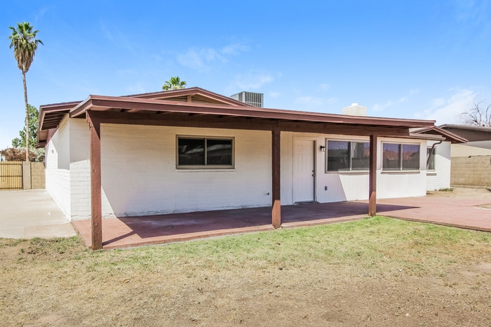Building Photo - 3143 W Julie Dr