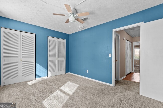 Building Photo - 236 Mateo Walk