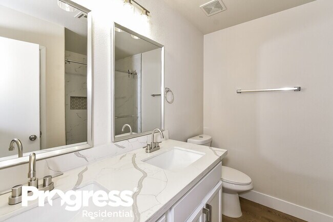 Building Photo - 785 Beach Park St