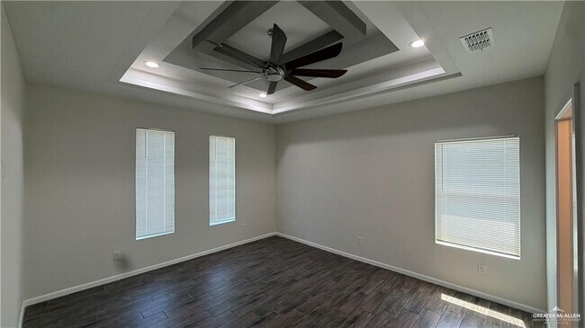 Building Photo - 19 Santa Isabel St