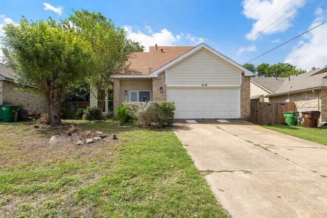 Building Photo - 2118 Zephyr Ln